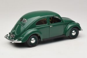 Volkswagen Beetle Зелен Maisto 1:18 32820 Метал — снимка 3 от 8