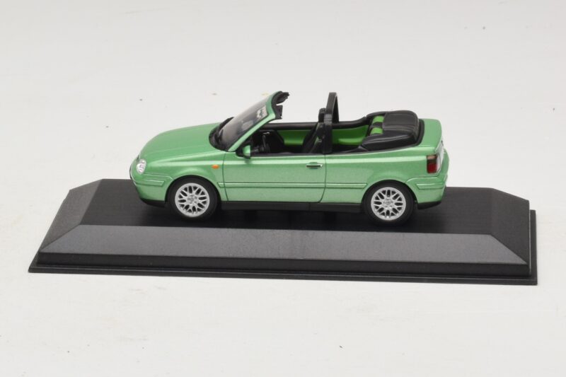 Volkswagen Golf Mk4 Кабриолет Зелен Металик Minichamps 1:43 430058335 Метал