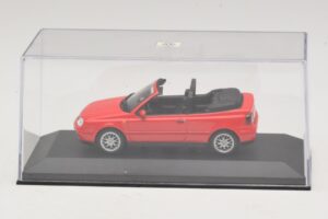 Volkswagen Golf Mk4 Кабриолет Червен Дилърско Издание Minichamps 1:43 GOLF006 Метал — снимка 4 от 5