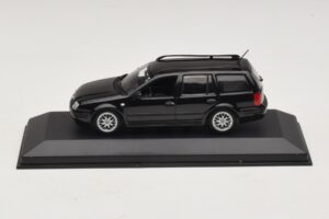 Volkswagen Golf Mk4 Variant Sport Highline BBS Edition Черен Minichamps 1:43 GOLF008 Метал