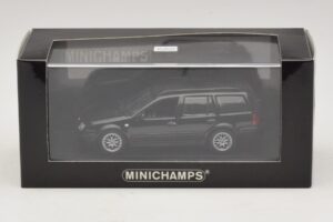 Volkswagen Golf Mk4 Variant Sport Highline BBS Edition Черен Заместваща Кутия Minichamps 1:43 GOLF008-R1 Метал — снимка 5 от 5