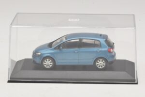 Volkswagen Golf Plus Mk5 Син Металик Заместваща Кутия Minichamps 1:43 GOLF02-R1 Метал — снимка 4 от 5