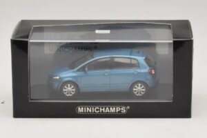 Volkswagen Golf Plus Mk5 Син Металик Заместваща Кутия Minichamps 1:43 GOLF02-R1 Метал — снимка 5 от 5