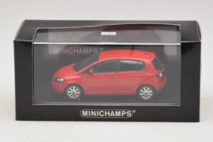 Volkswagen Golf Plus Mk5 Tornado Red Заместваща Кутия Minichamps 1:43 821911110-R1 Метал — снимка 5 от 5