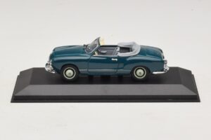 Volkswagen Karmann Ghia Кабриолет Тъмносин Minichamps 1:43 GHIA001 Метал