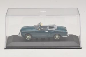 Volkswagen Karmann Ghia Кабриолет Тъмносин Minichamps 1:43 GHIA001 Метал — снимка 4 от 5