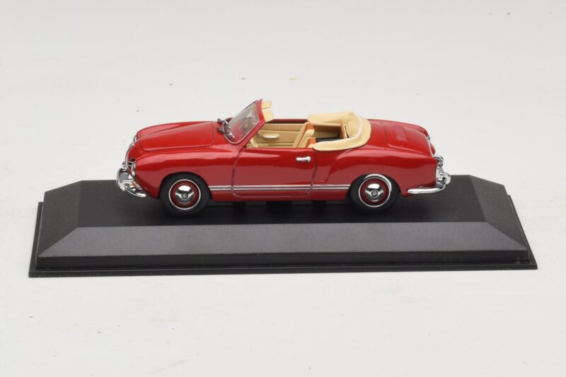 Volkswagen Karmann Ghia Кабриолет Тъмночервен Minichamps 1:43 5032 Метал