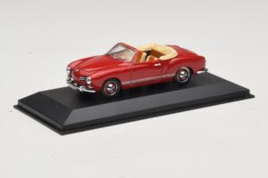 Volkswagen Karmann Ghia Кабриолет Тъмночервен Minichamps 1:43 5032 Метал — снимка 2 от 5