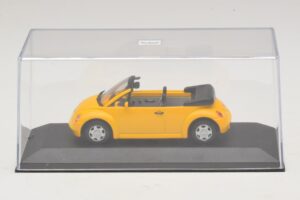 Volkswagen New Beetle Кабриолет Жълт Minichamps 1:43 BEETLE002 Метал — снимка 4 от 5