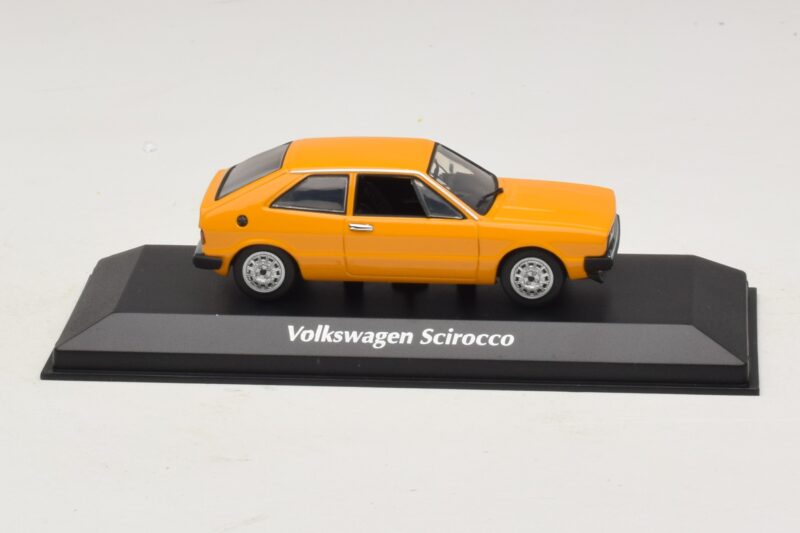 Volkswagen Scirocco Mk1 Жълт Maxichamps 1:43 940050424 Метал