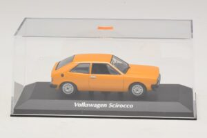 Volkswagen Scirocco Mk1 Жълт Maxichamps 1:43 940050424 Метал — снимка 4 от 5