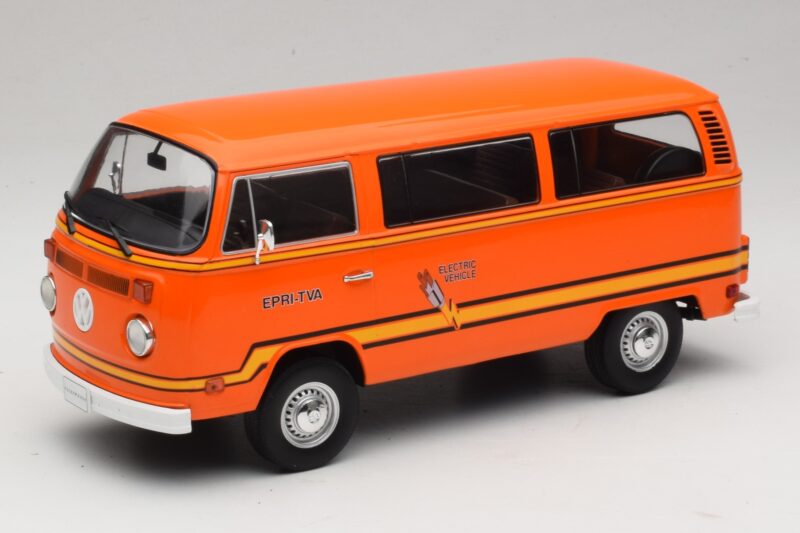 Volkswagen T2 Elektrotransporter EPRI-TVA Оранжев IXO 1:18 U18RDC004-B Метал