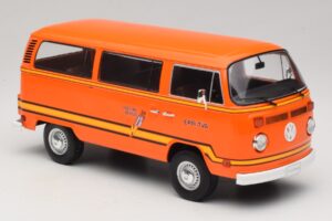 Volkswagen T2 Elektrotransporter EPRI-TVA Оранжев IXO 1:18 U18RDC004-B Метал — снимка 4 от 6